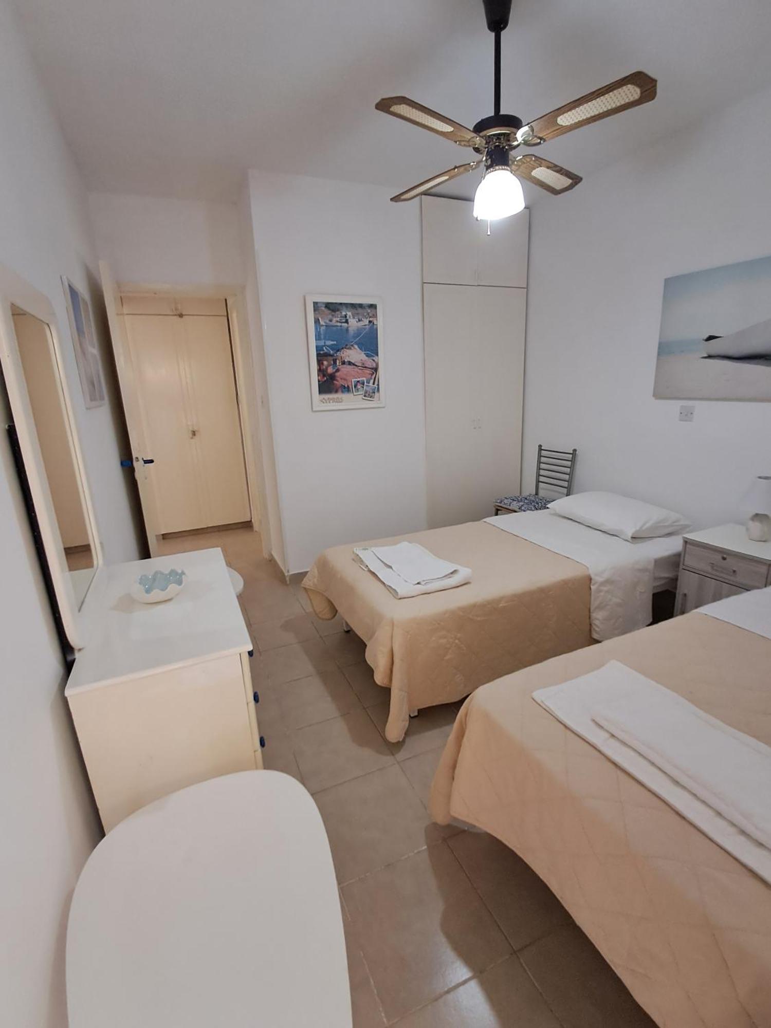 Lca2 Flat For You Apartment Larnaca Exterior foto