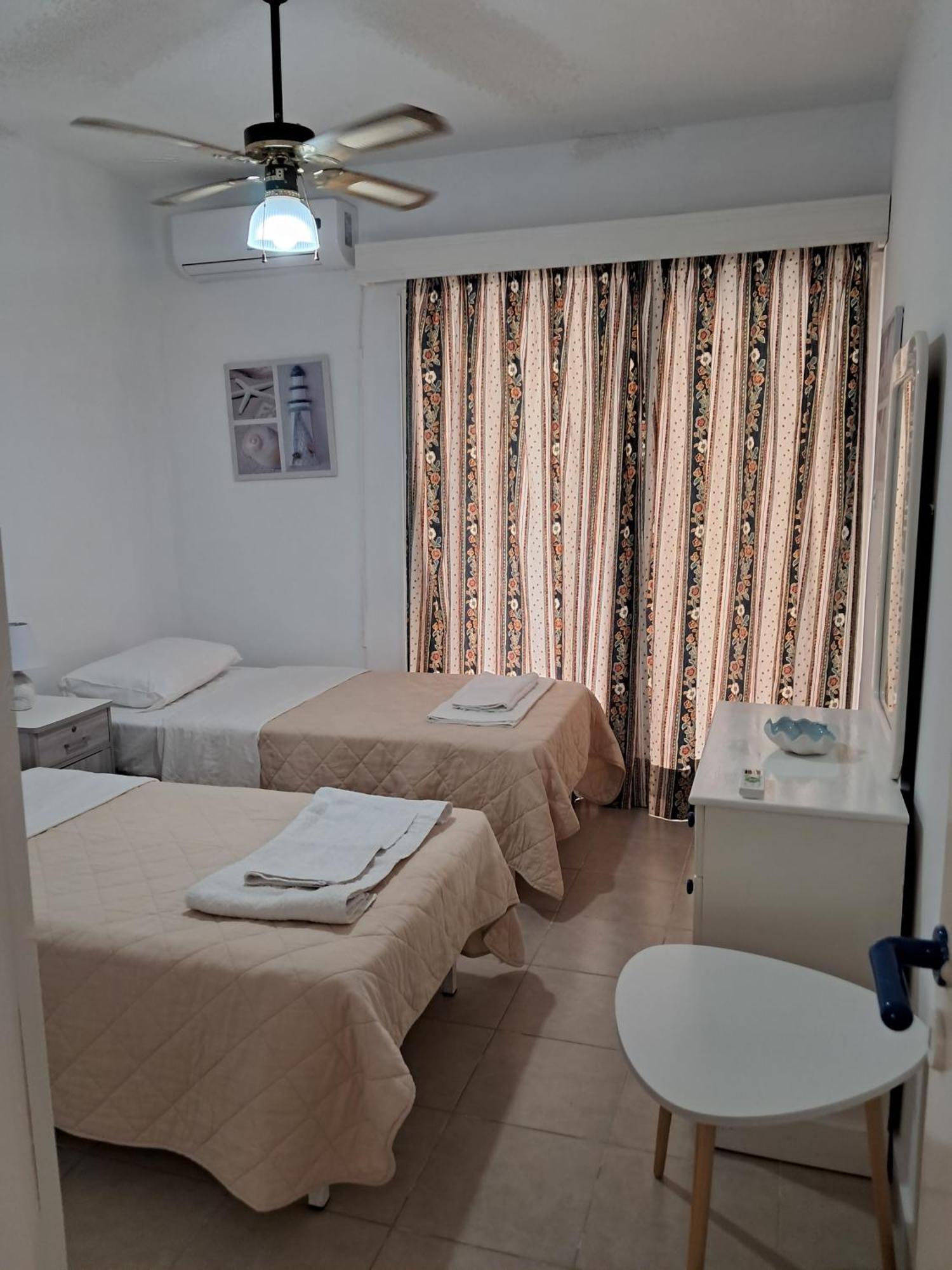Lca2 Flat For You Apartment Larnaca Exterior foto